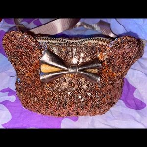 Rare Loungefly Rose Gold Disneyworld exclusive Minnie Mouse Fanny pack